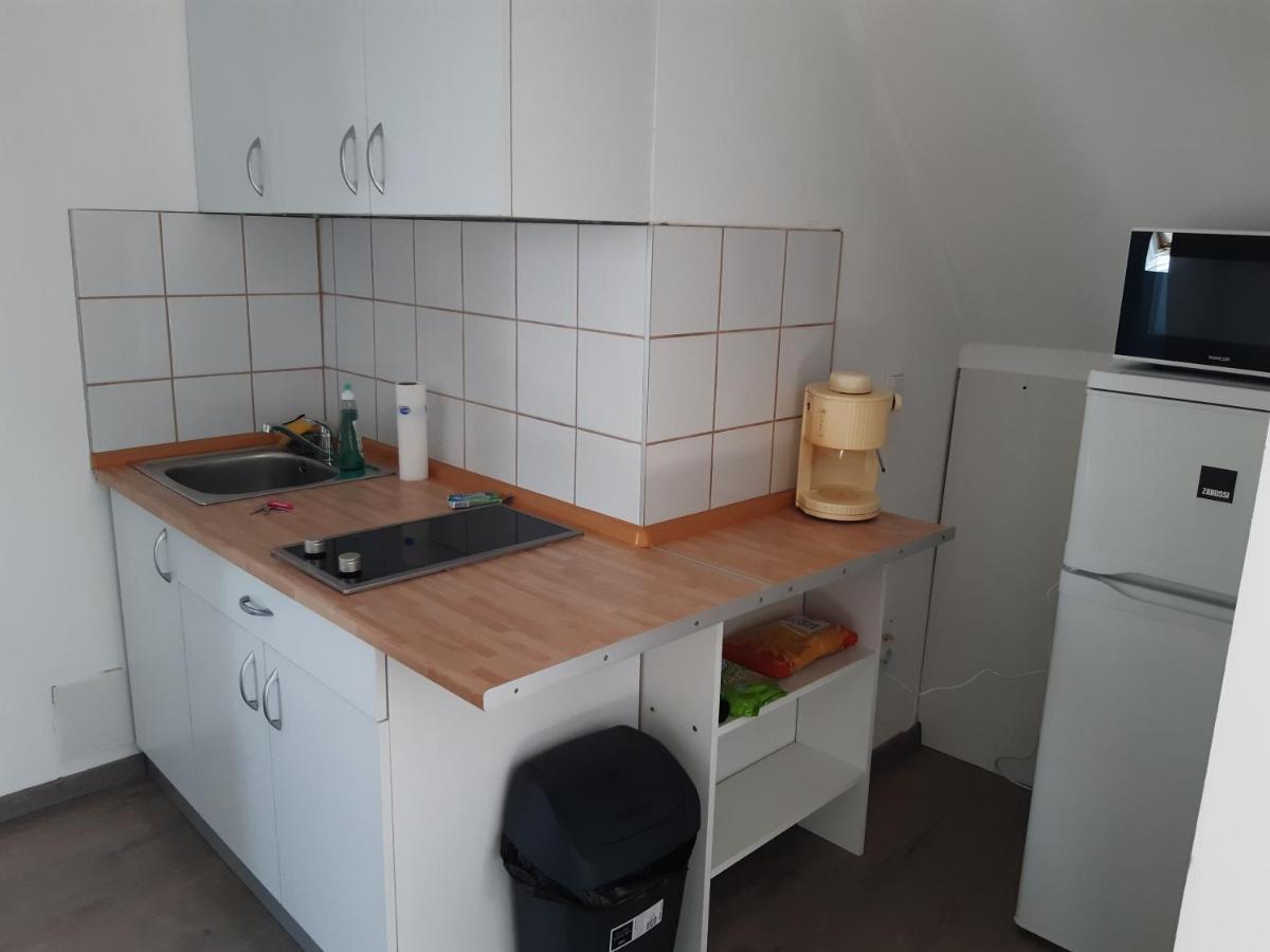 Peak Apartman Eger Luaran gambar
